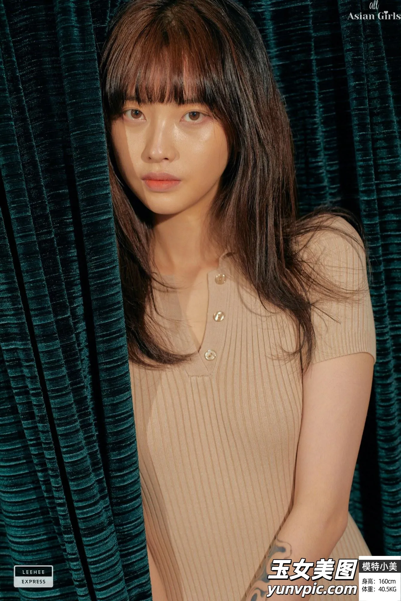 GMS(고말숙)《高衩毛衣2》迷人眼神不經意對上眼 (48P)